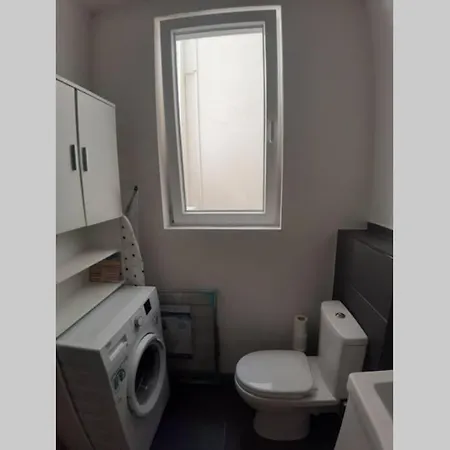 Gunlayer - Flat 3 Apartman