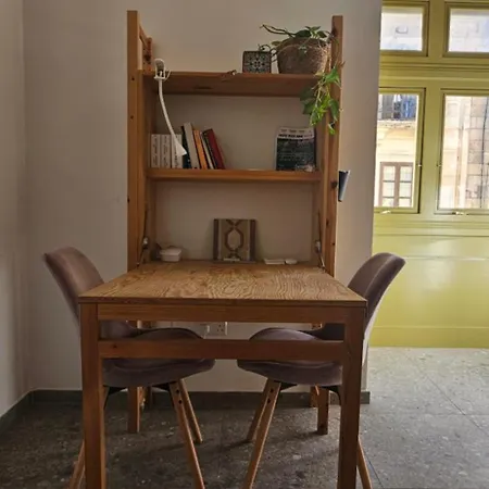 Gunlayer - Flat 3 * Il-Furjana