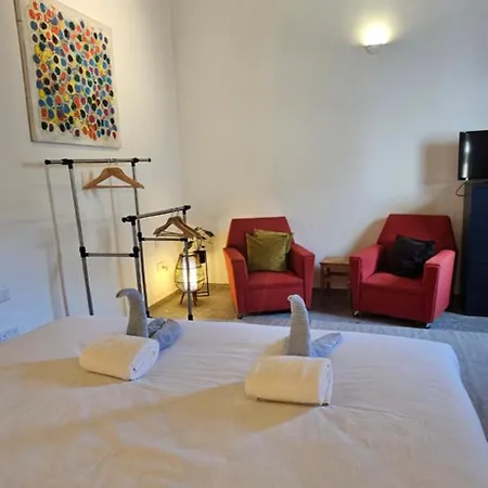 Gunlayer - Flat 3 Apartman